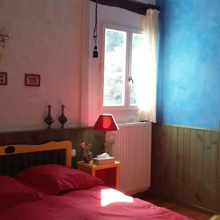 L'envolée Bed and breakfast Belvianes-et-Cavirac